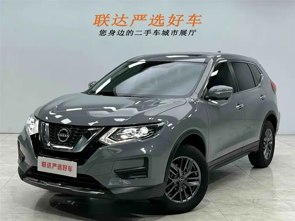 Nissan X-Trail — фото 1