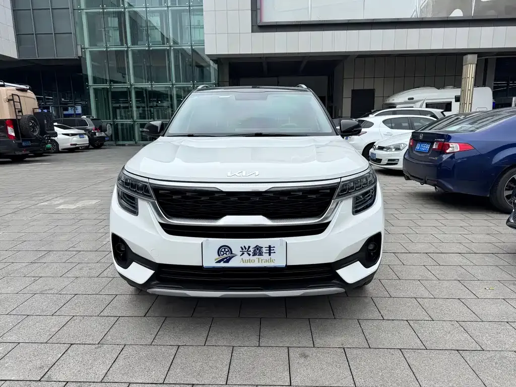 Kia KX3 2023 из CN, фото 5