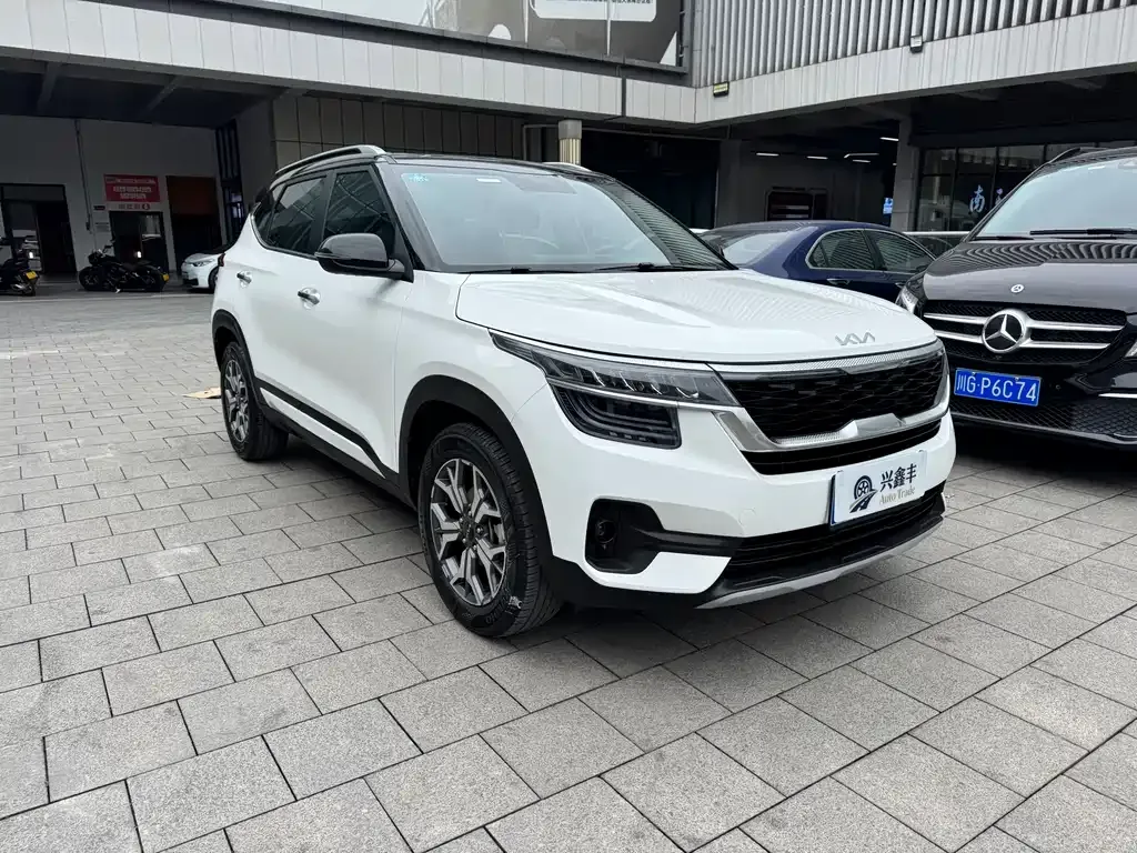 Kia KX3 2023 из CN, фото 4