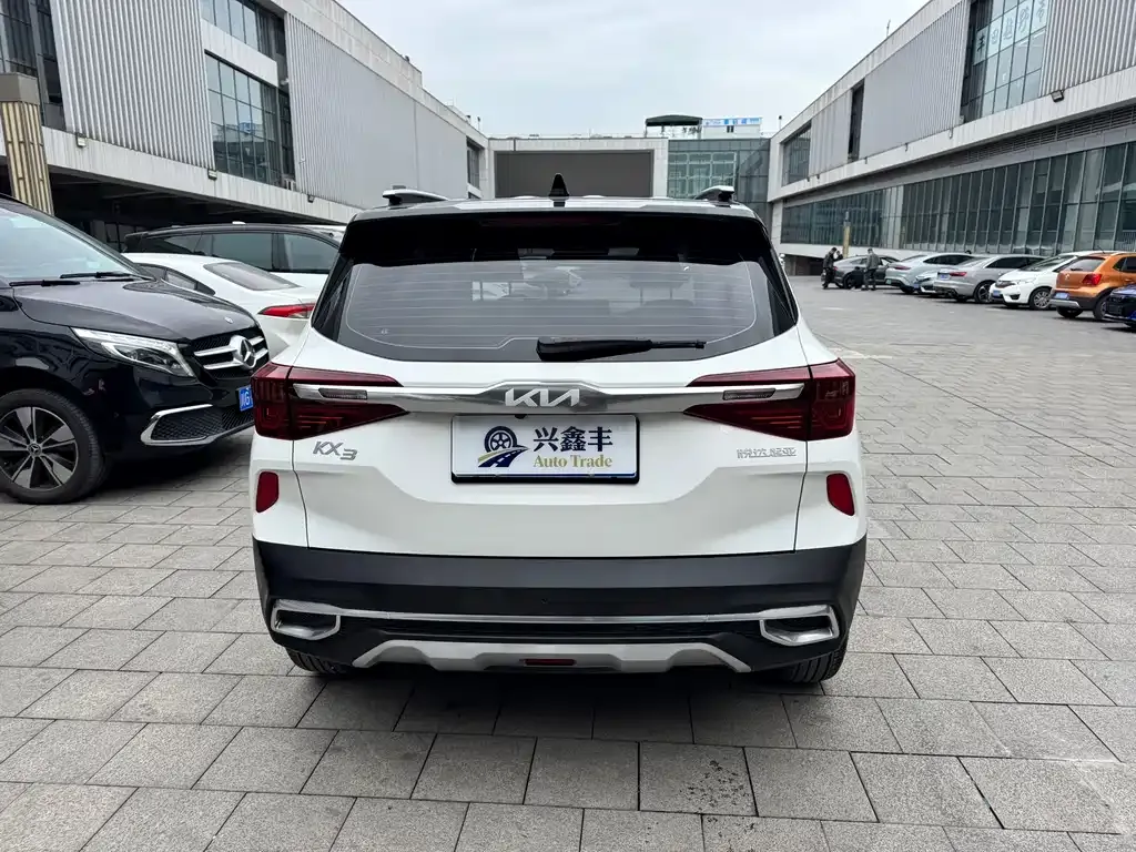 Kia KX3 2023 из CN, фото 9