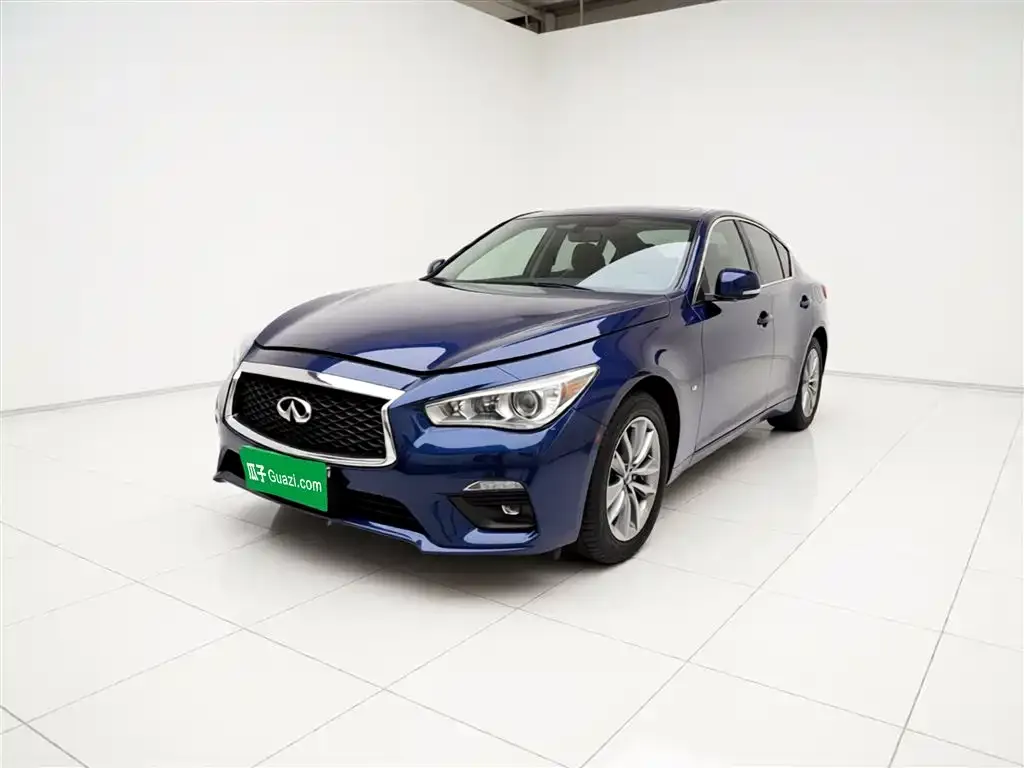 Infiniti Q50L
