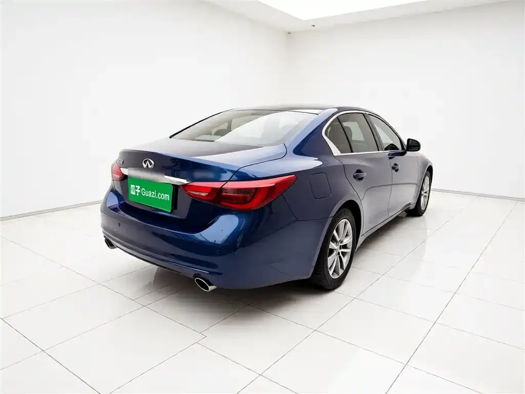 Infiniti Q50L 2023 из CN, фото 2