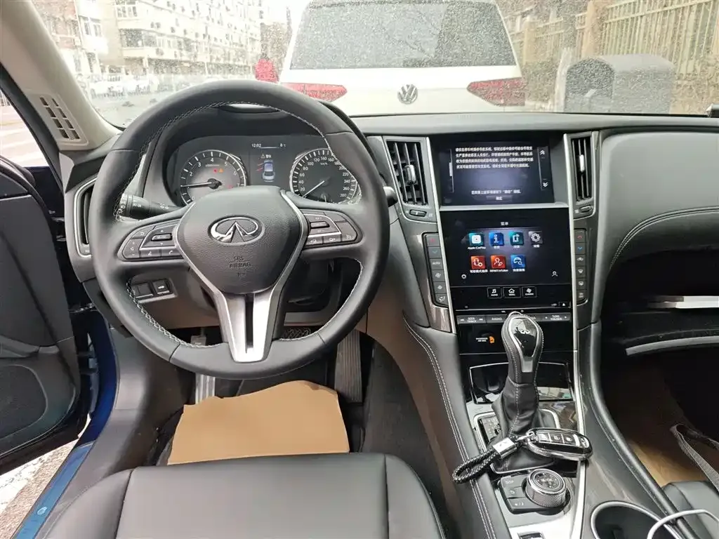 Infiniti Q50L 2023 из CN, фото 10