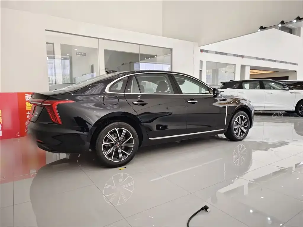 Hongqi H5 PHEV 2026 из CN, фото 4