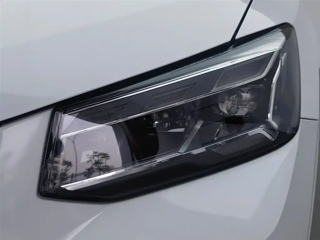 Audi Q2L 2022 из CN, фото 3