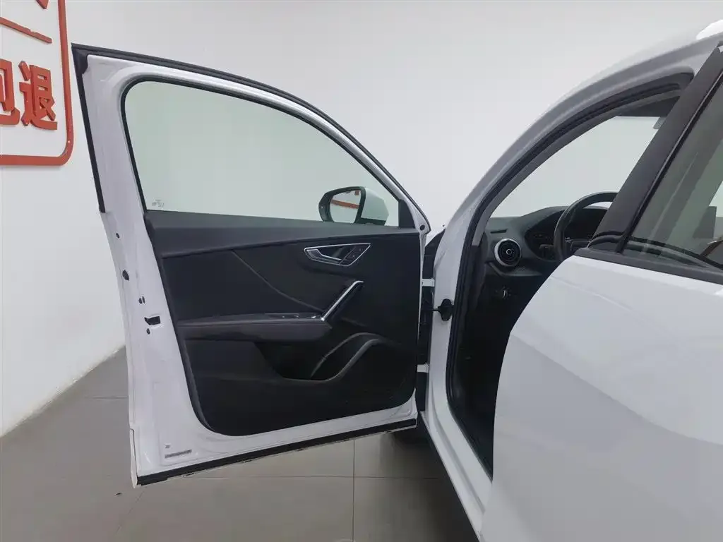 Audi Q2L 2022 из CN, фото 5