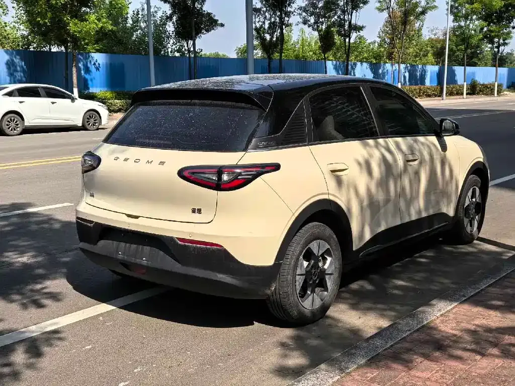 Geely Starburst — фото 9
