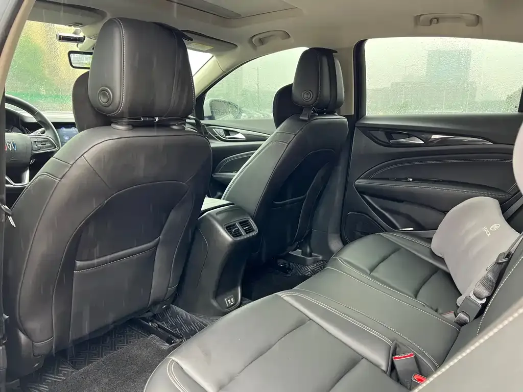 Buick Regal 2023 из CN, фото 3