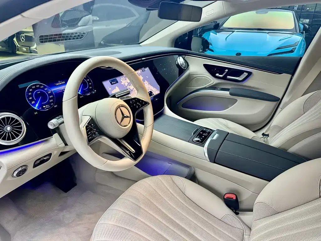 Mercedes-Benz EQS — фото 10