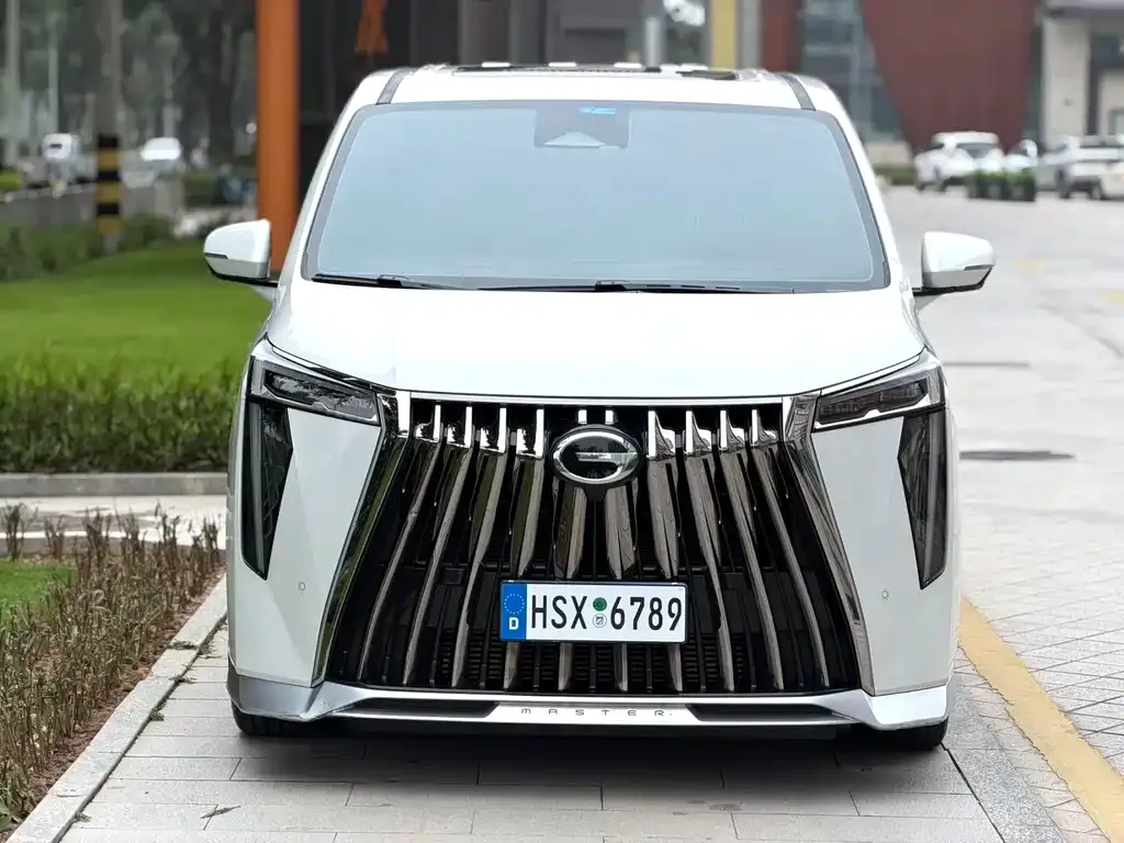 GAC Motor Trumpchi M8 — фото 2