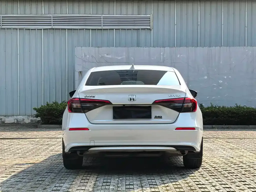 Honda Civic — фото 2
