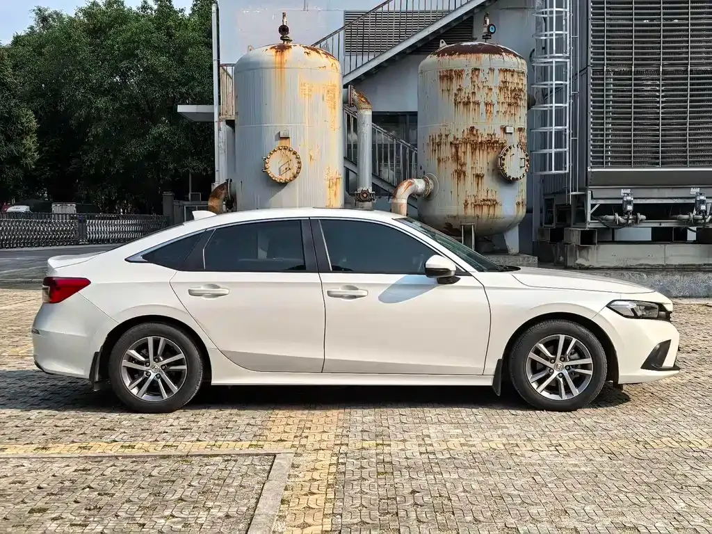 Honda Civic — фото 4