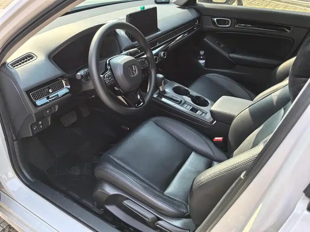 Honda Civic — фото 3