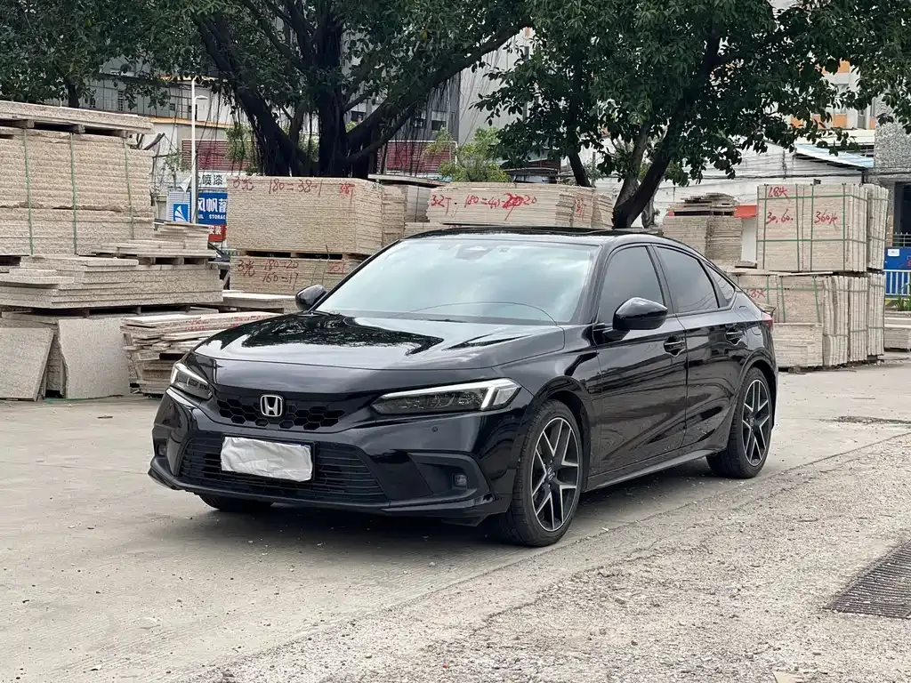 Honda Civic — фото 1