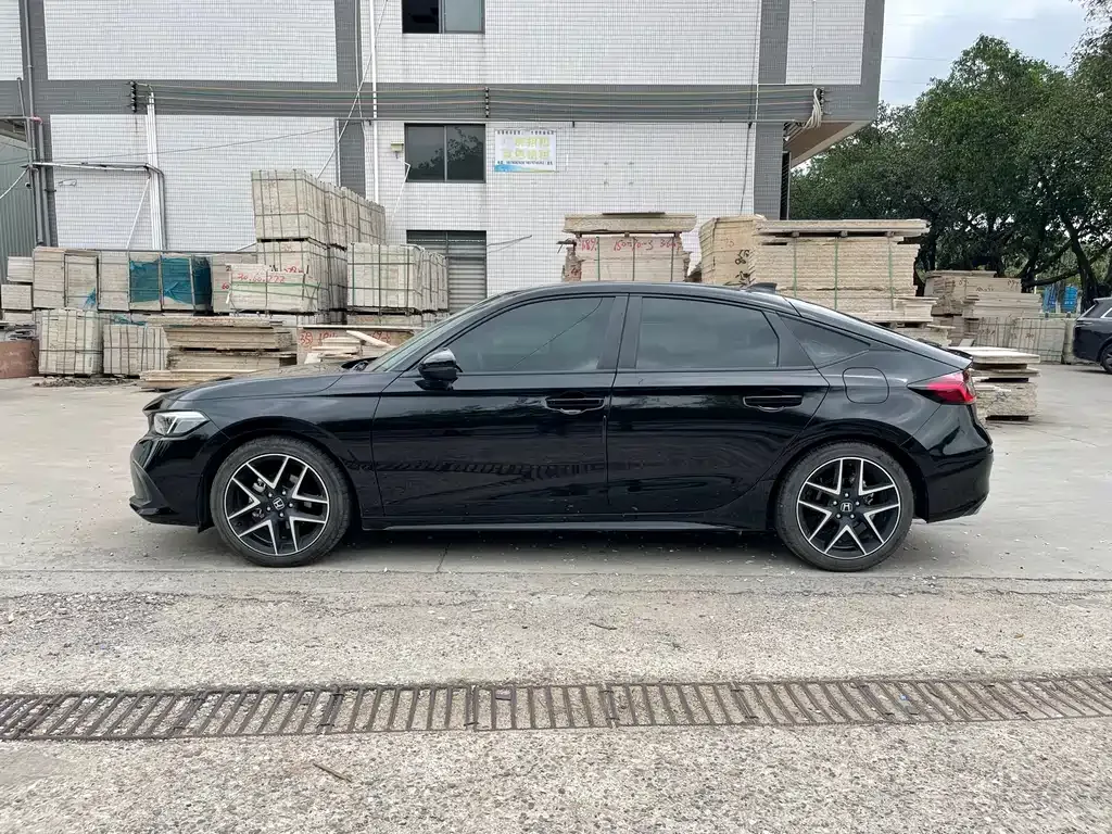 Honda Civic — фото 6