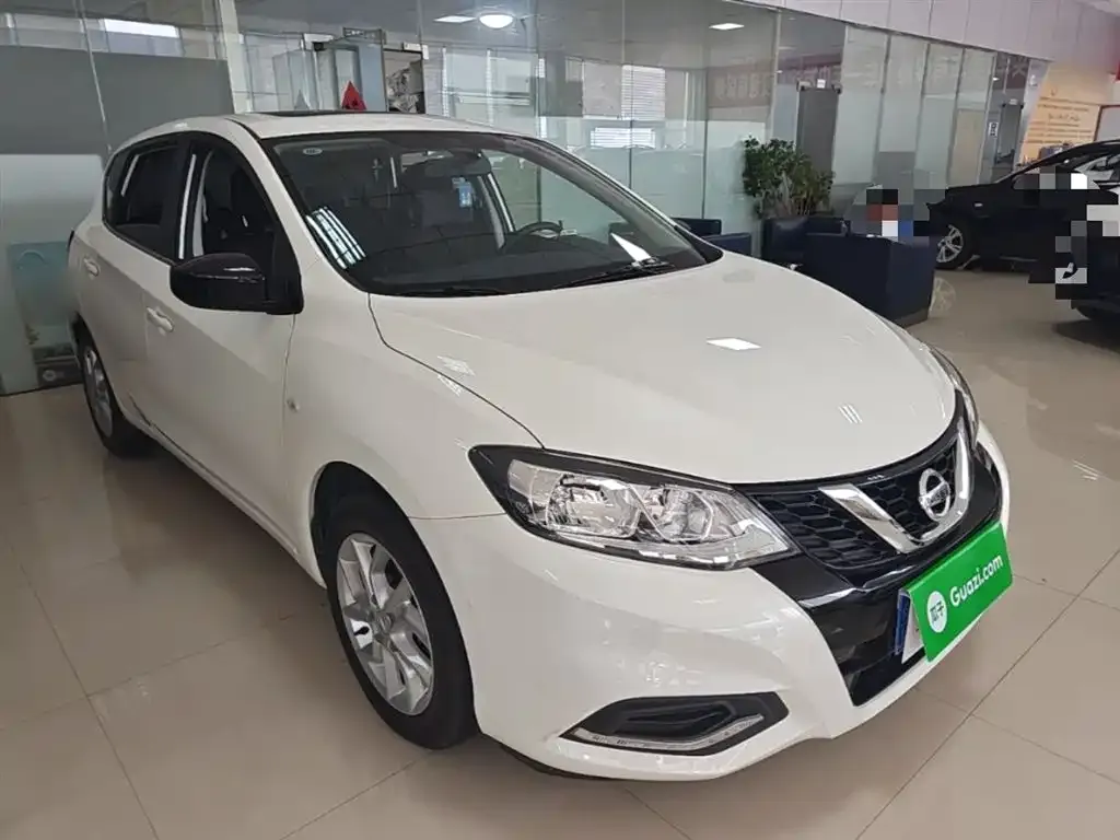 Nissan Tiida 2024 из CN, фото 5