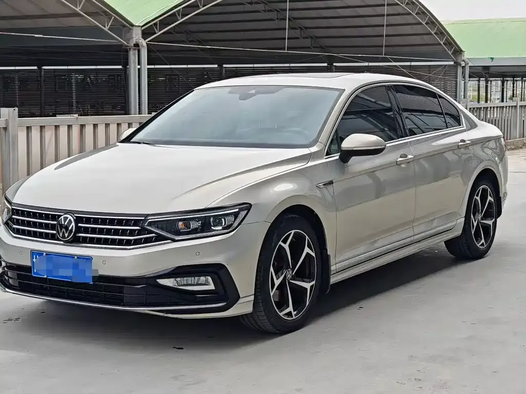 Volkswagen Magotan 2023 из CN, фото 1