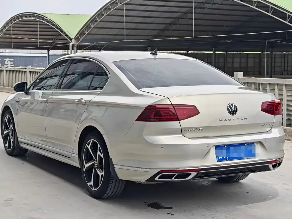 Volkswagen Magotan 2023 из CN, фото 6