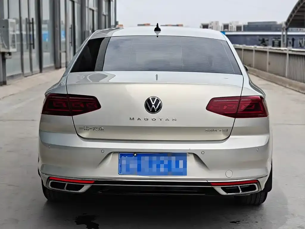 Volkswagen Magotan 2023 из CN, фото 2