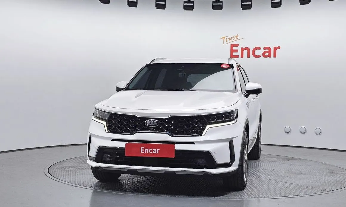 Kia Sorento — фото 6