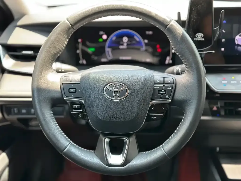 Toyota Camry 2025 из CN, фото 8