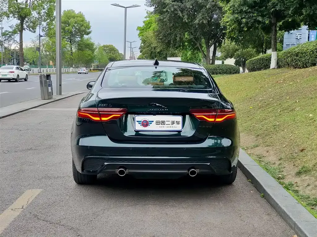 Jaguar XEL — фото 10