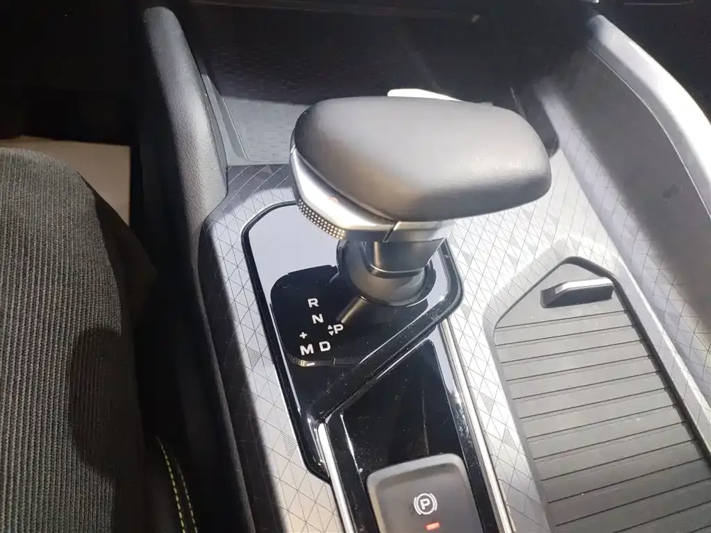 Geely Xingrui 2023 из CN, фото 10