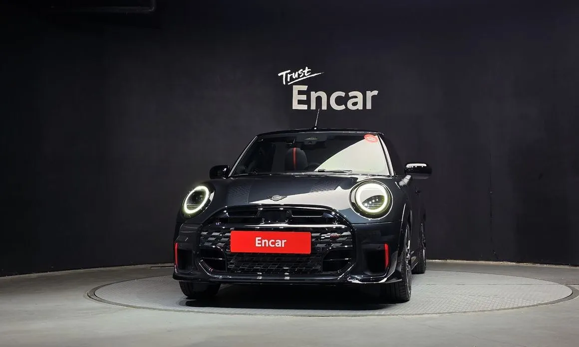 Mini Cooper Convertible 2026 из KR, фото 7