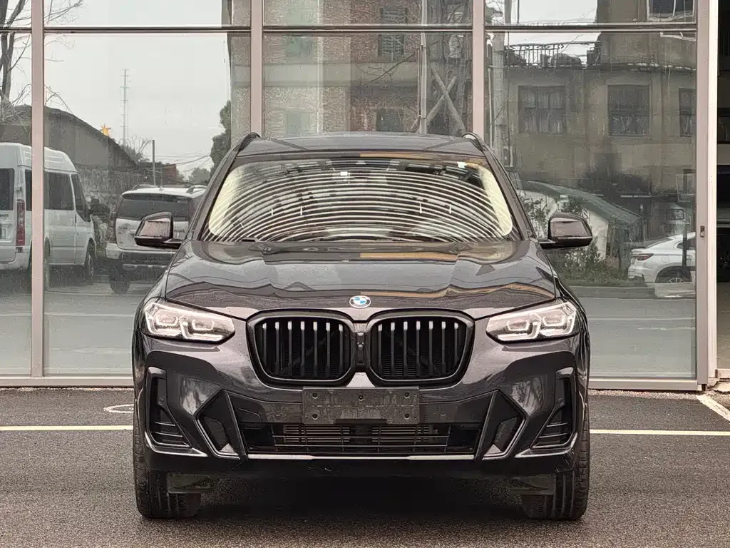 BMW X3 — фото 10