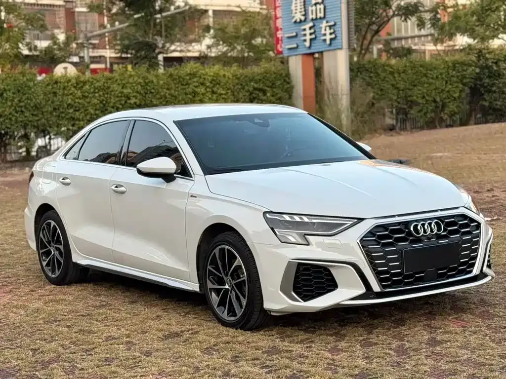 Audi A3 2022 из CN, фото 1