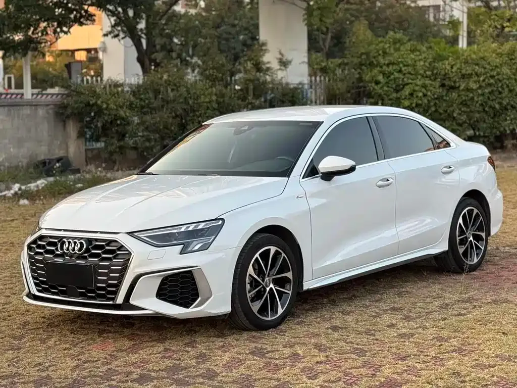 Audi A3 2022 из CN, фото 4