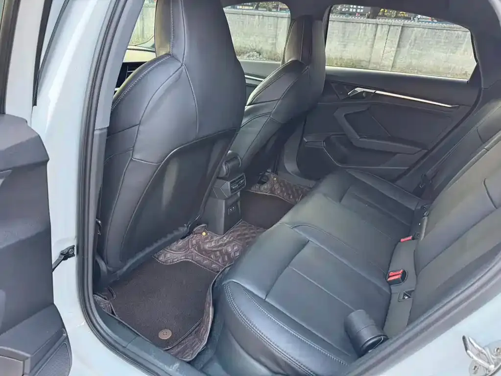 Audi A3 2022 из CN, фото 2