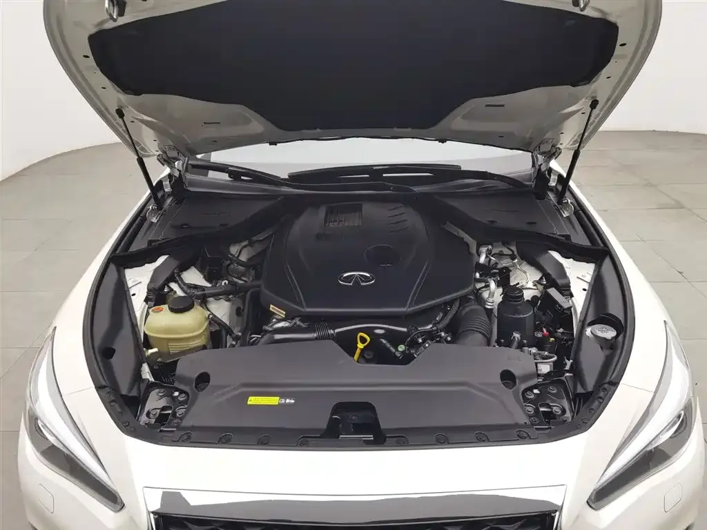Infiniti Q50L 2023 из CN, фото 9