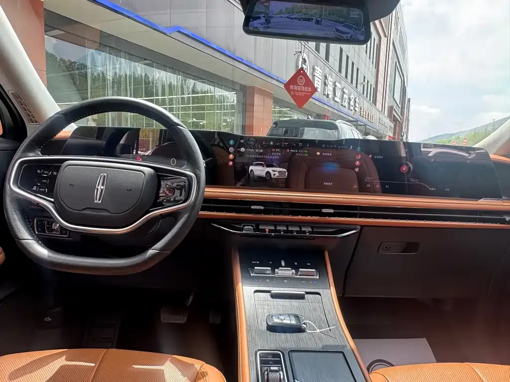Lincoln Corsair 2025 из CN, фото 4