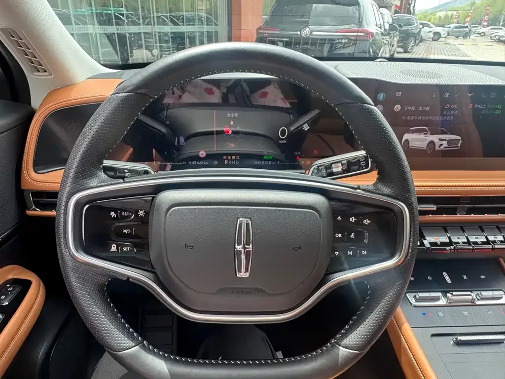 Lincoln Corsair 2025 из CN, фото 10