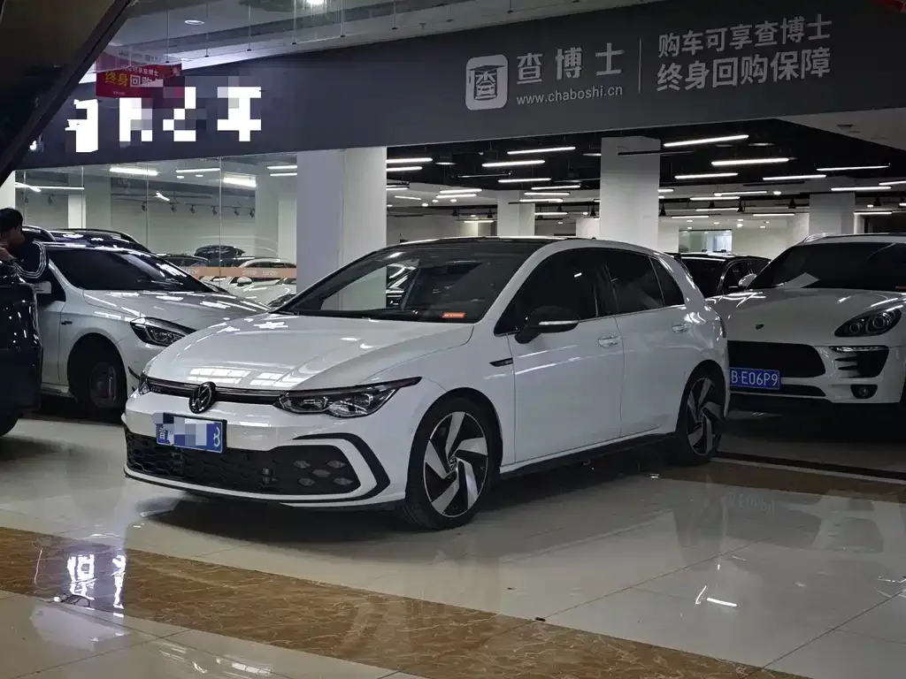 Volkswagen Golf GTI 2023 из CN, фото 1