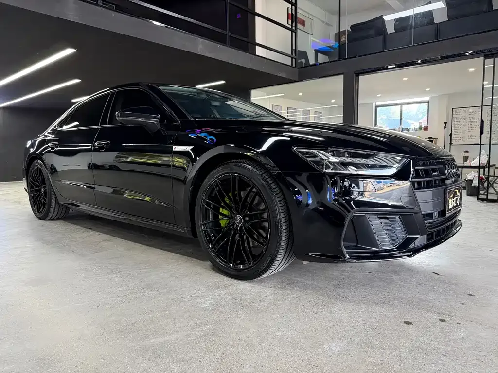 Audi A7L 2023 из CN, фото 6