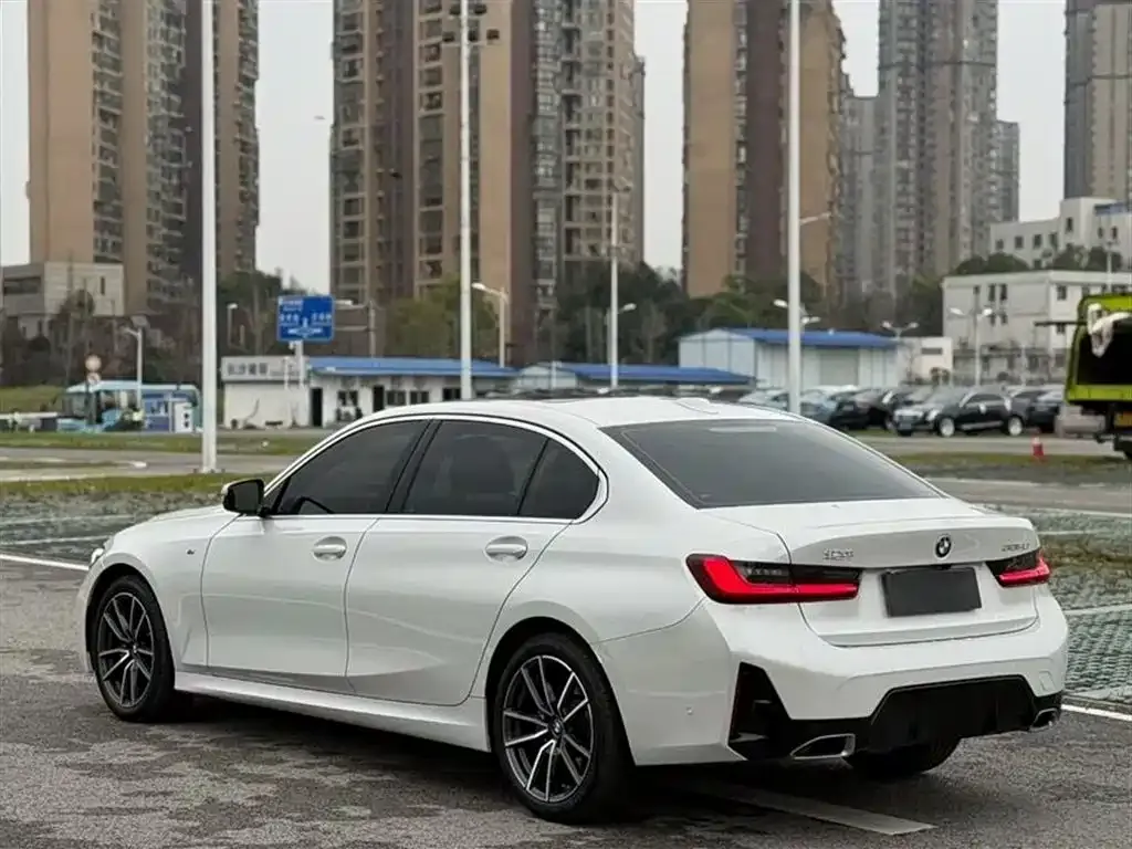 BMW 3 Series 2025 из CN, фото 4
