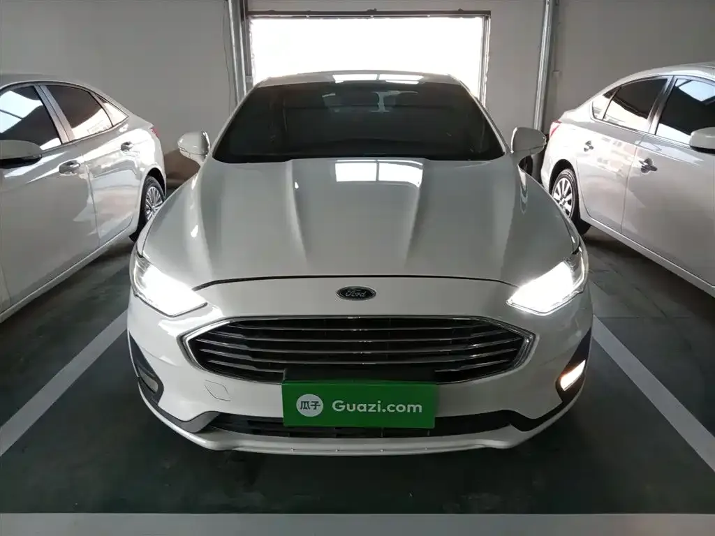Ford Mondeo 2021 из CN, фото 2