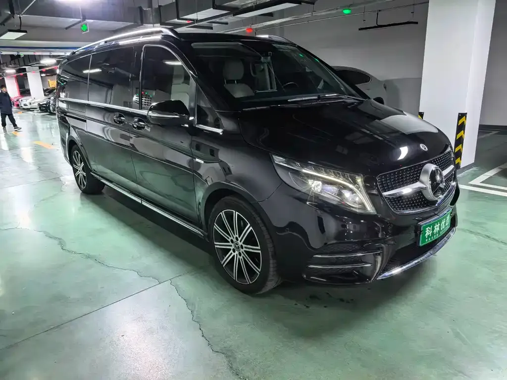 Mercedes-Benz V-Class 2023 из CN, фото 8