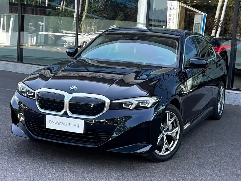BMW i3 — фото 1