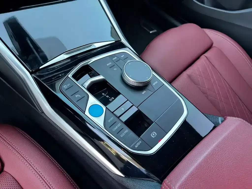 BMW i3 — фото 5