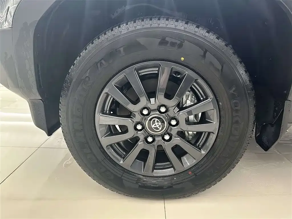 Toyota Prado 2026 из CN, фото 9