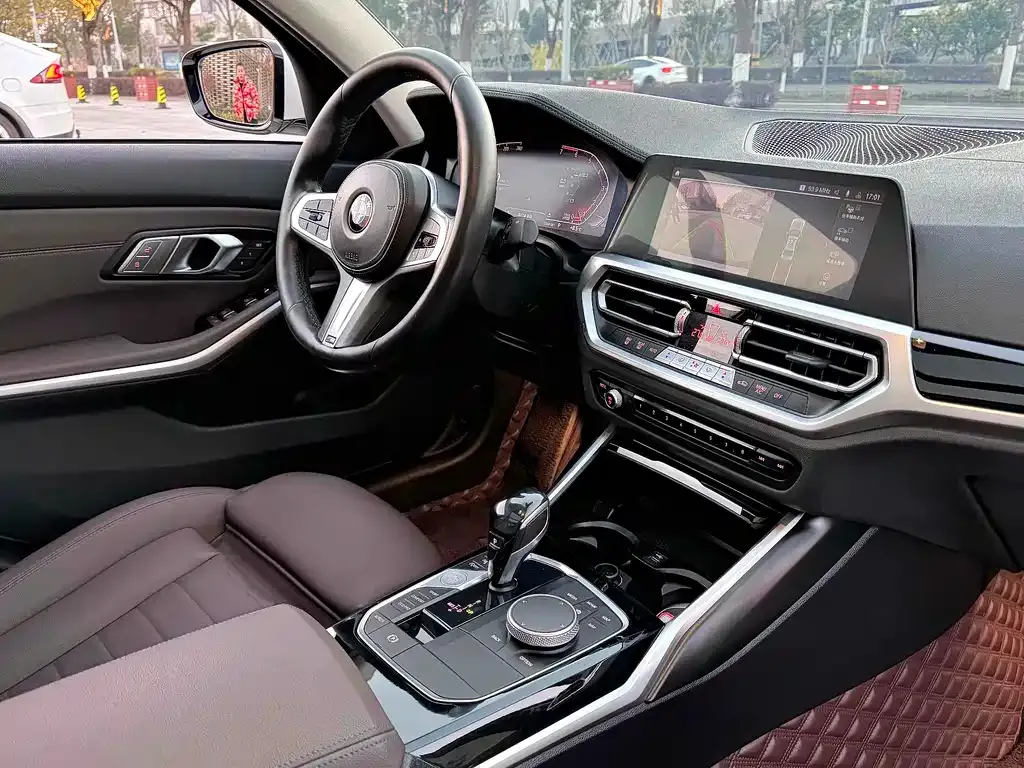 BMW 3 Series 2021 из CN, фото 7