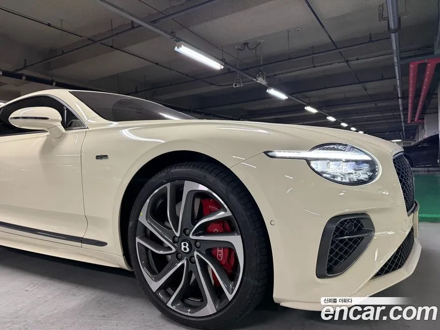Bentley Continental 2025 из KR, фото 6