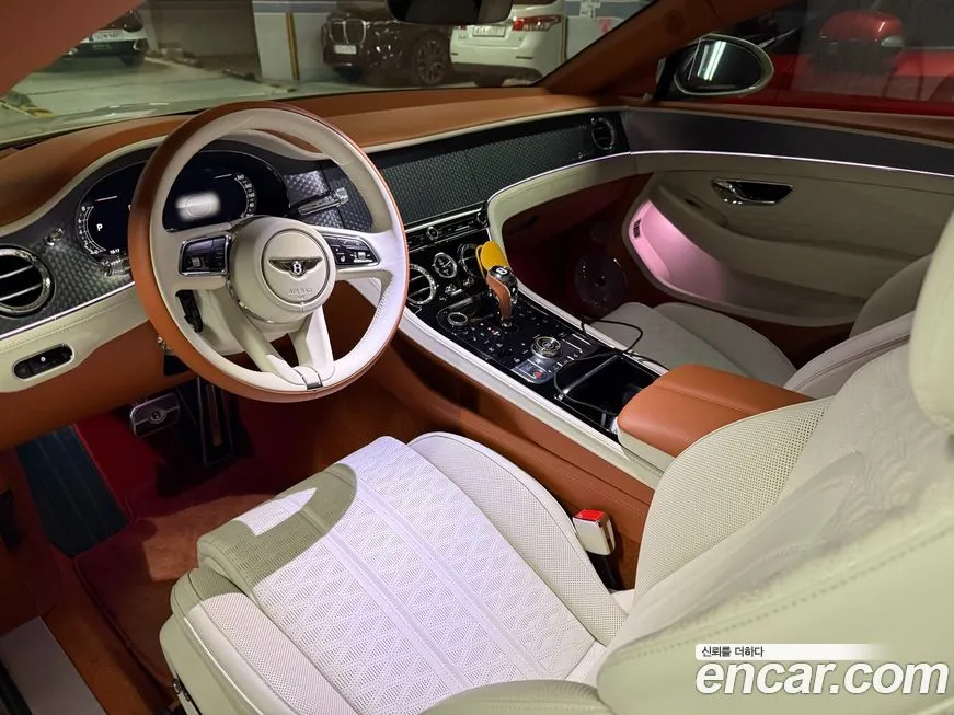 Bentley Continental 2025 из KR, фото 3