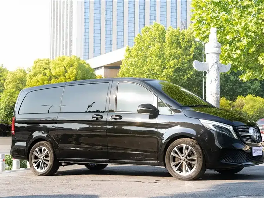 Mercedes-Benz V-Class 2022 из CN, фото 4