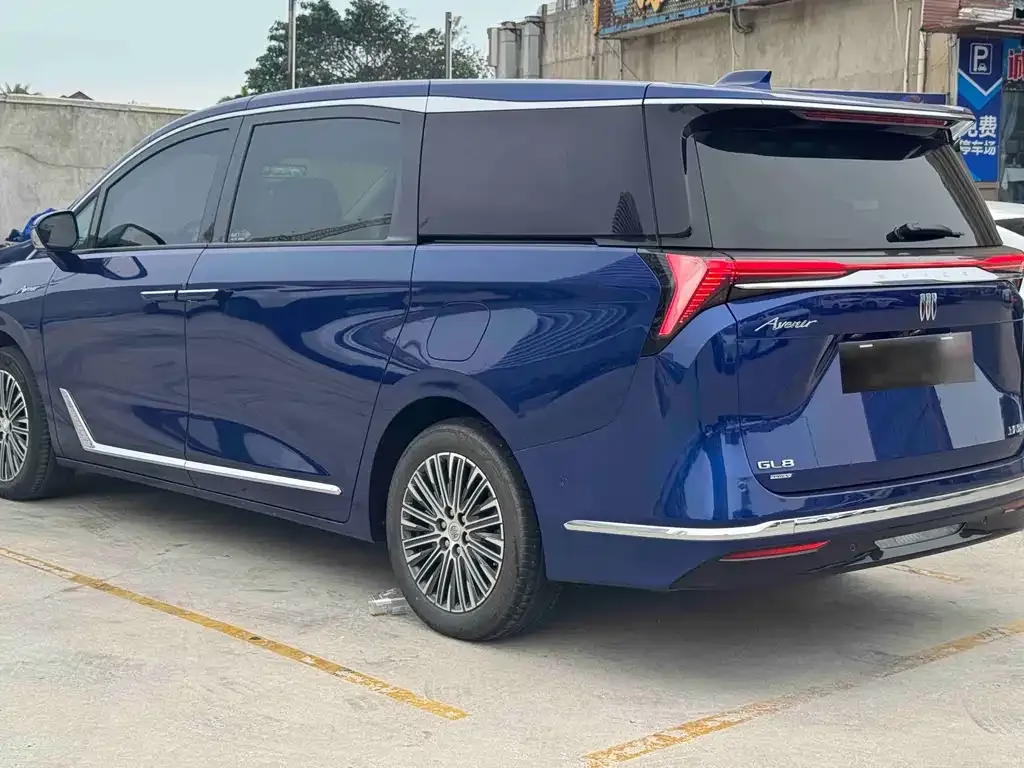 Buick GL8 Hybrid — фото 8