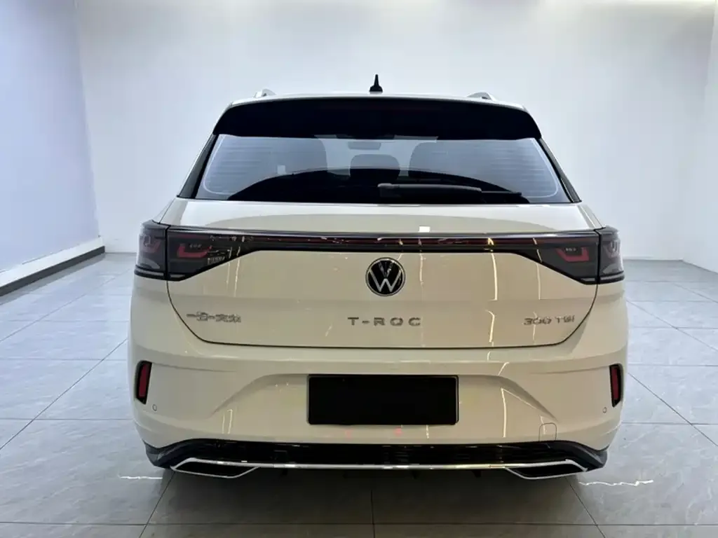Volkswagen T-Roc — фото 4