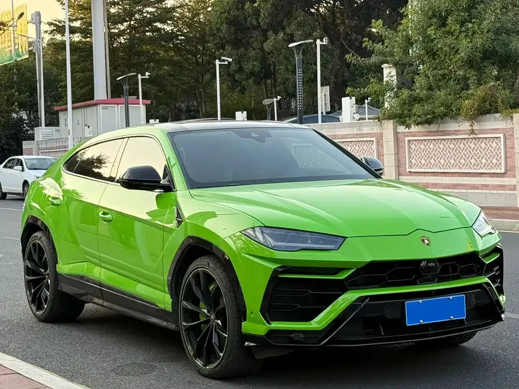 Lamborghini Urus — фото 2